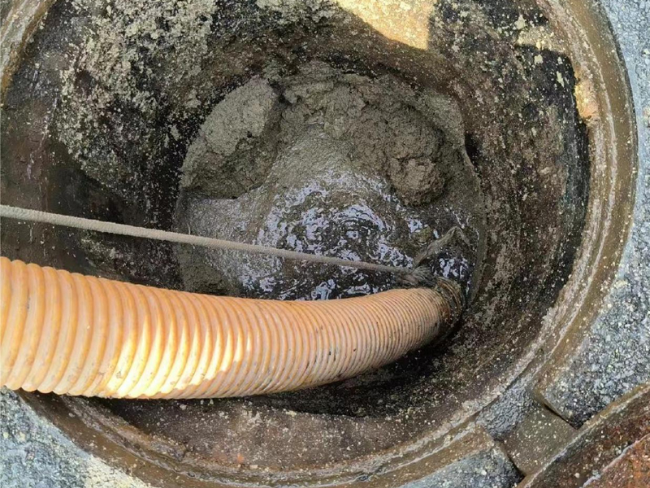 新昌化粪池清理