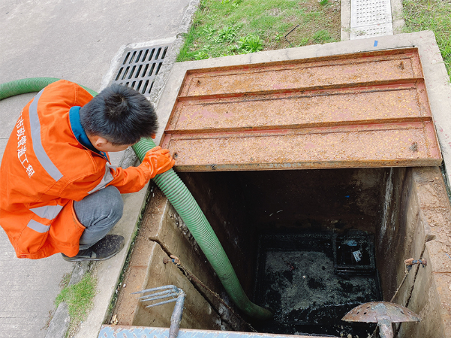 新昌抽化粪池